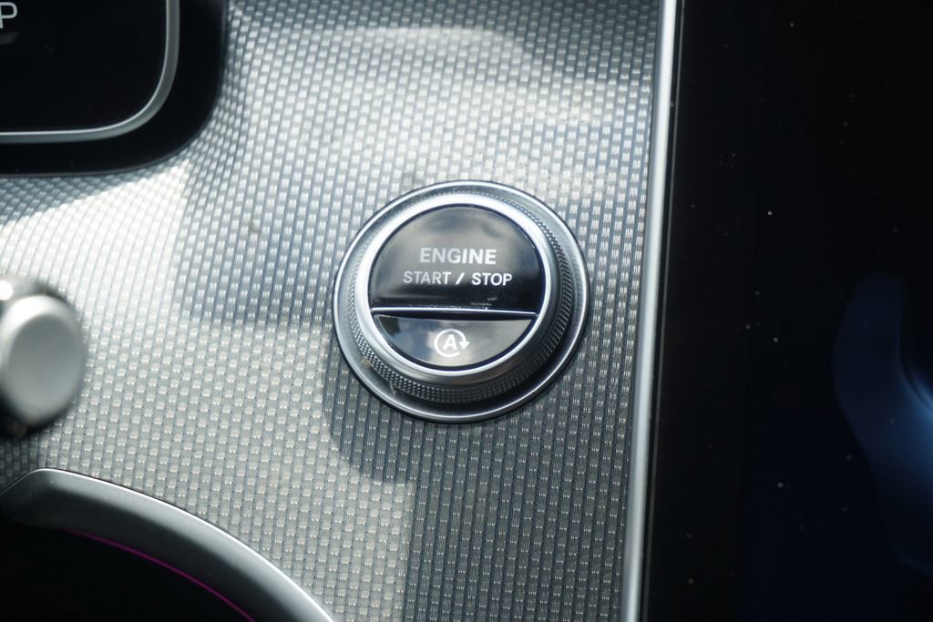 Used 2024 Mercedes-Benz CLE 300 4MATIC Coupe image 23