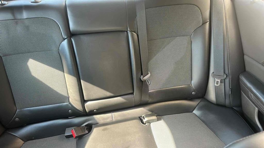 Used 2015 Chevrolet Malibu LT image 18