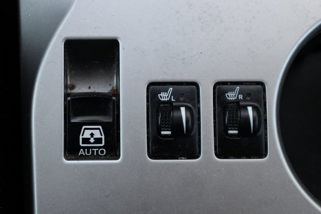 Used 2018 Toyota 4Runner SR5 Premium image 30