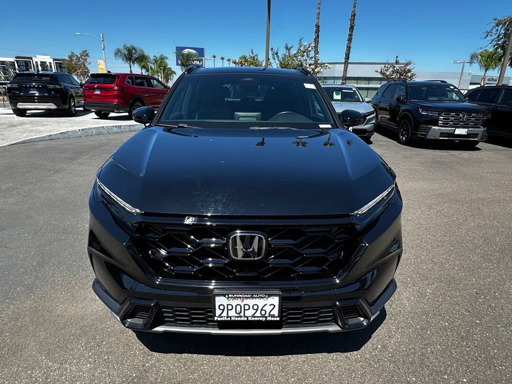 Used 2025 Honda CR-V Sport image 3