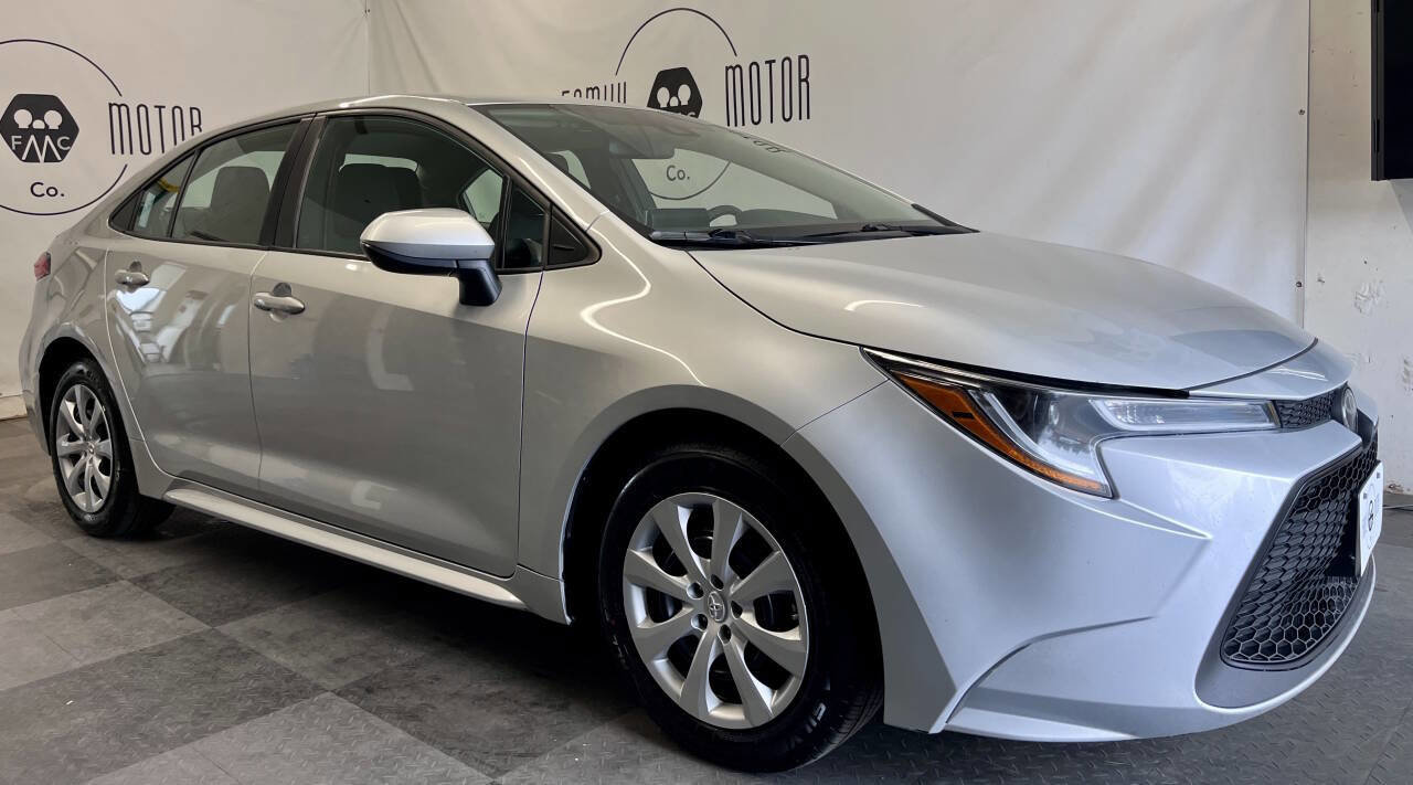 Used 2020 Toyota Corolla LE video 1