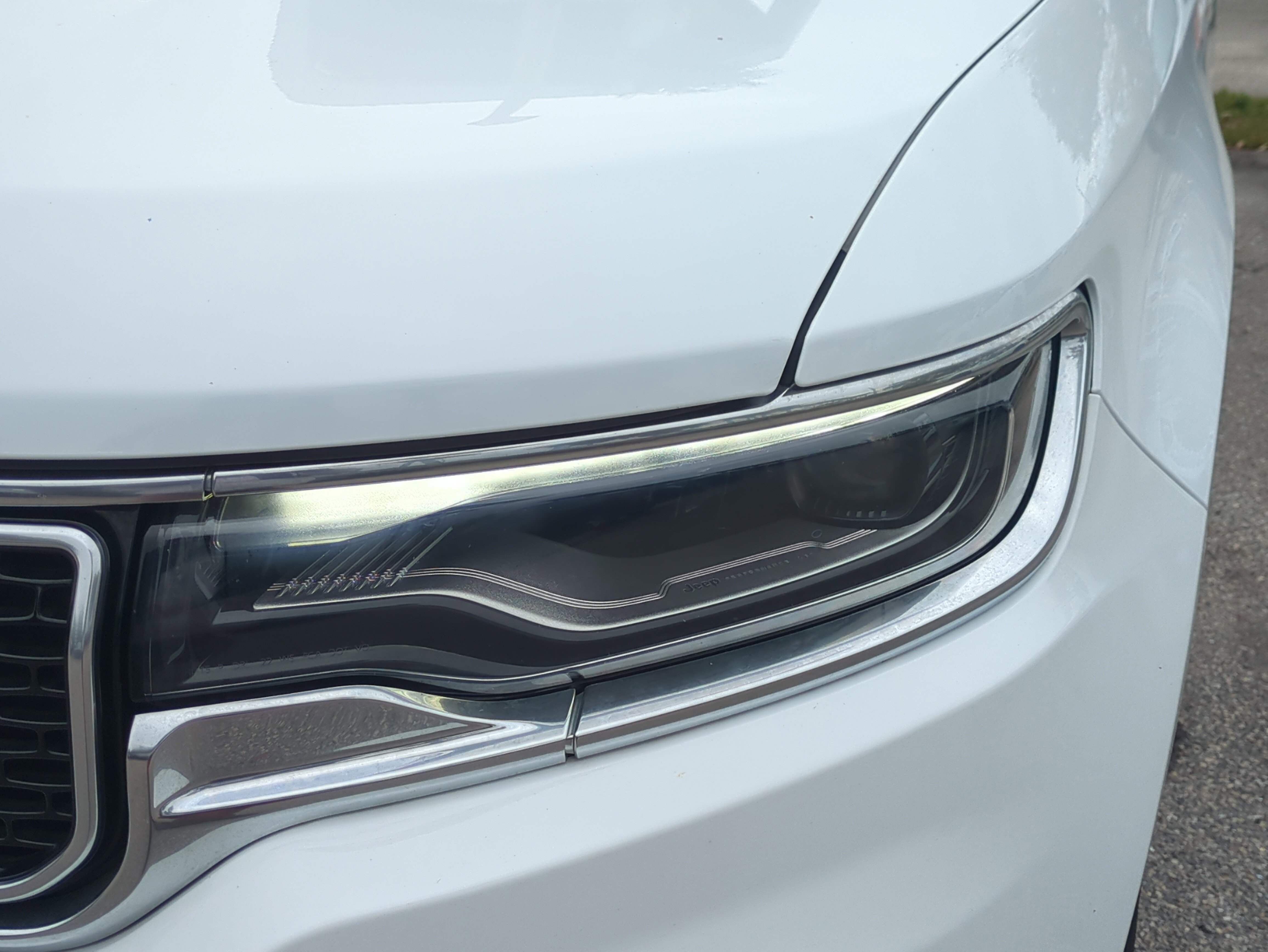 Certified 2024 Jeep Wagoneer L Series III w/ Flexible Seating Group image 10