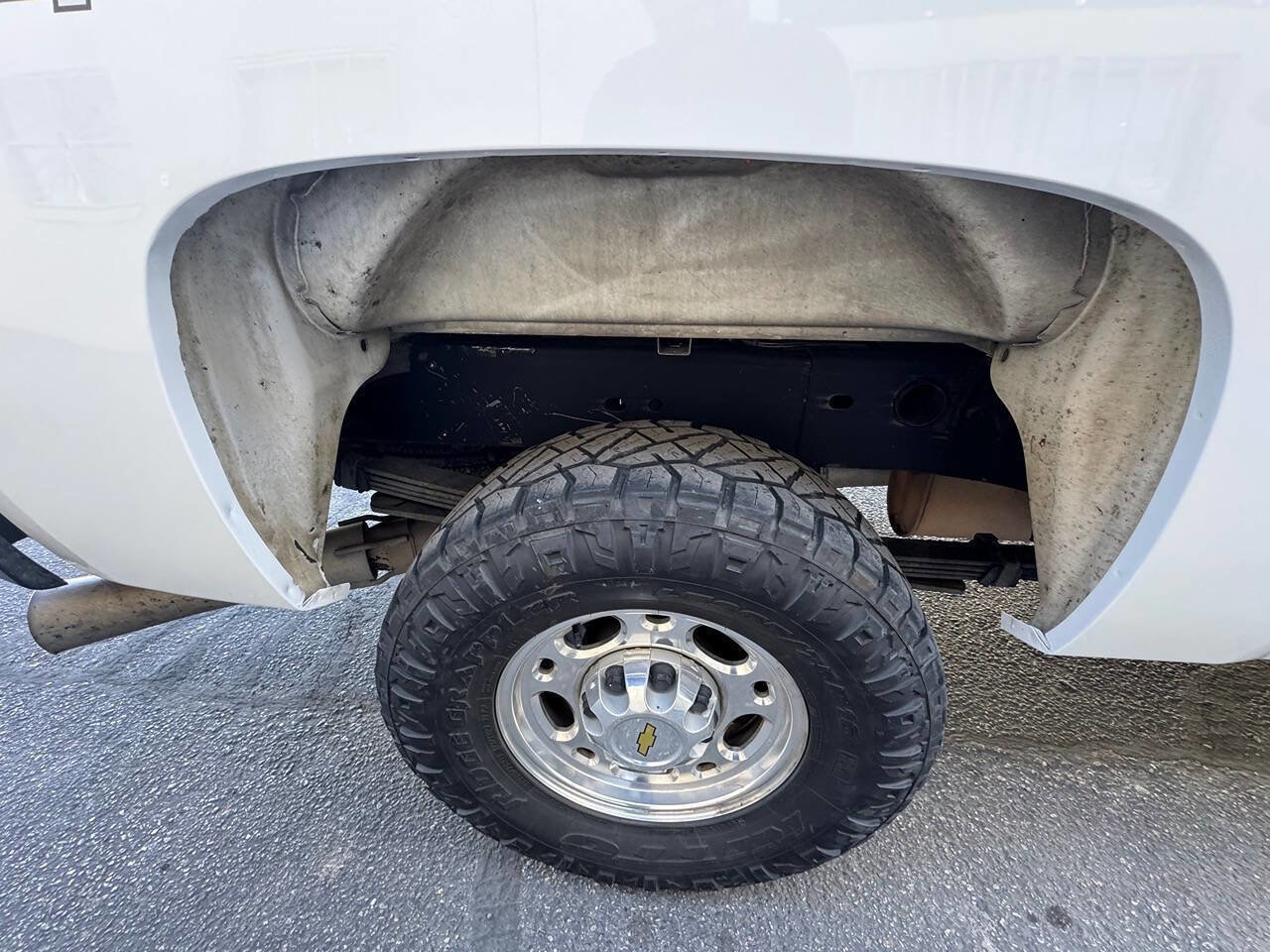 Used 2008 Chevrolet Silverado 2500 LT w/ 1LT Convenience Package AWD/4WD image 43