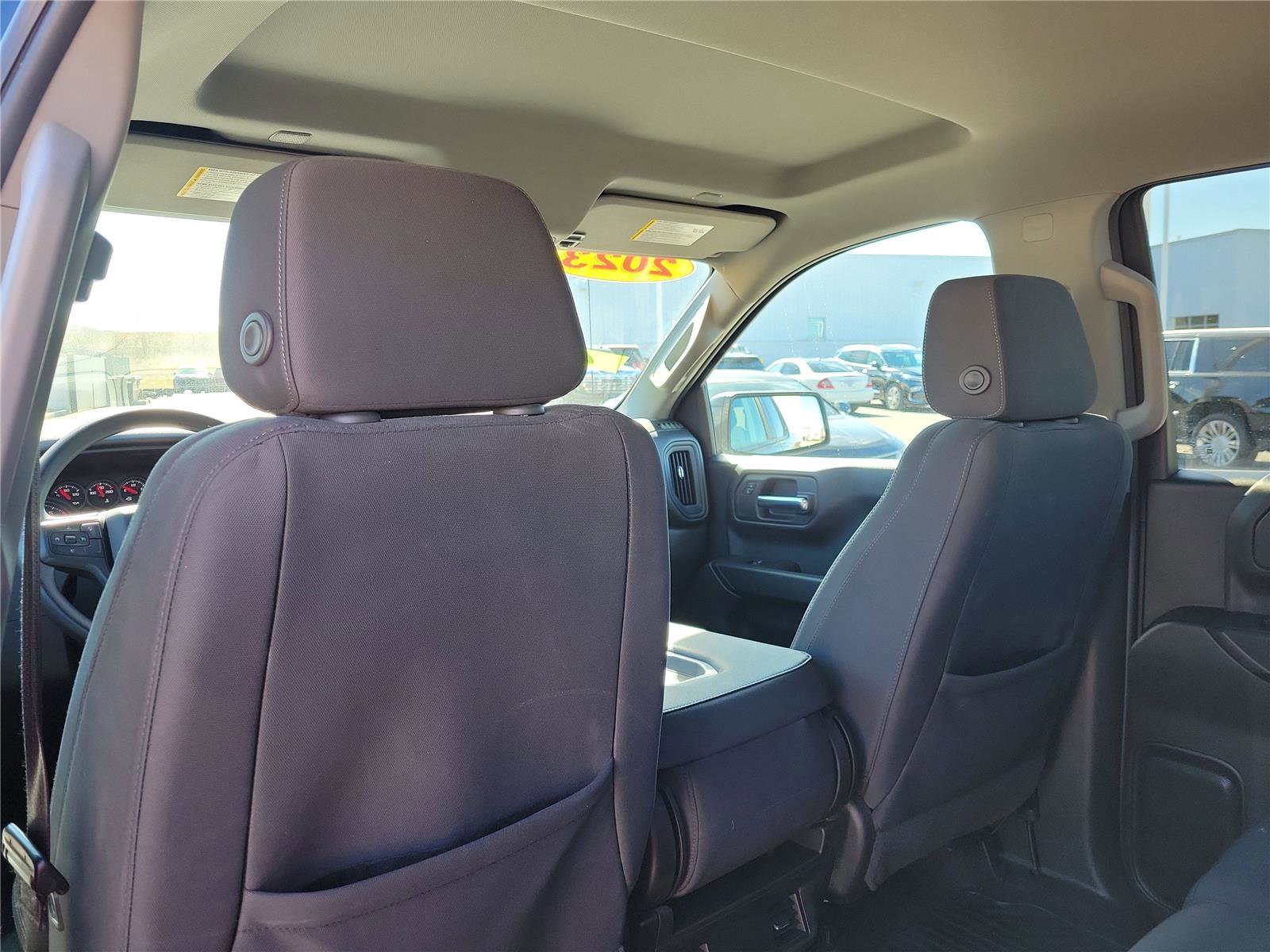 Used 2023 Chevrolet Silverado 1500 Custom image 12