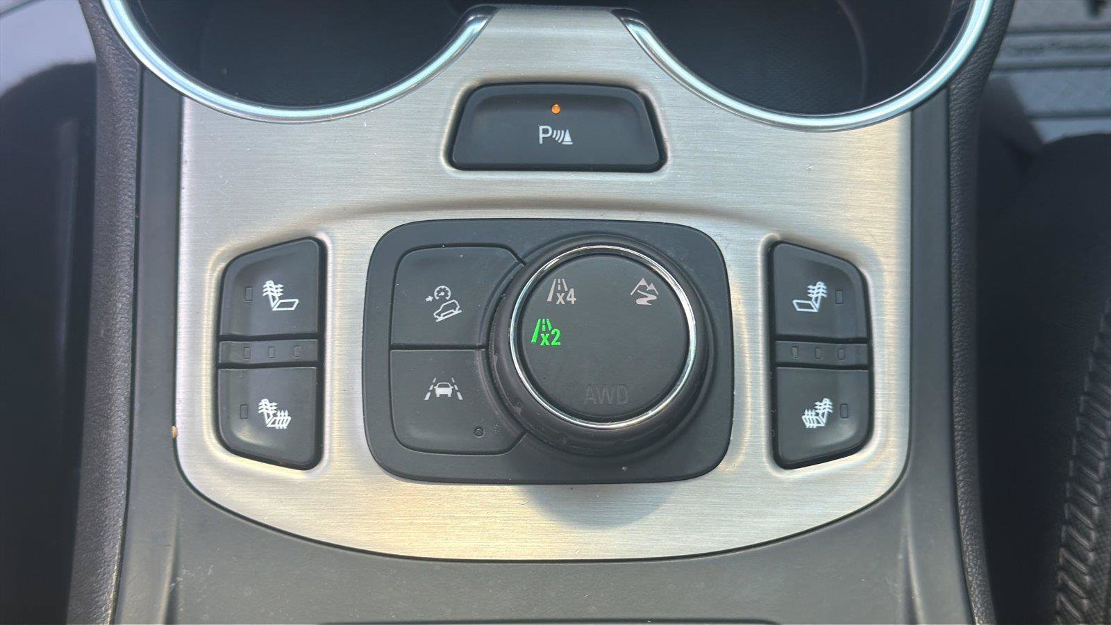 Used 2024 GMC Terrain Denali AWD/4WD image 19