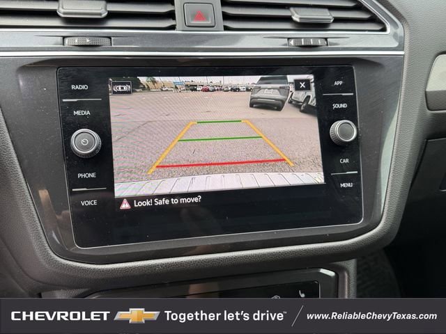 Used 2022 Volkswagen Tiguan SE FWD image 25