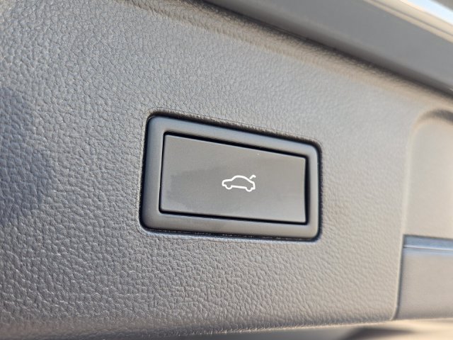 New 2026 Volkswagen Atlas SE AWD/4WD image 15