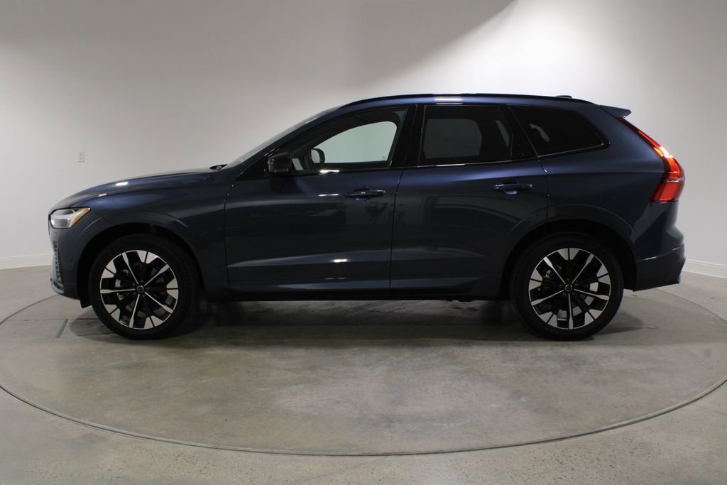 Used 2026 Volvo XC60 B5 Plus w/ Climate Package AWD/4WD image 2