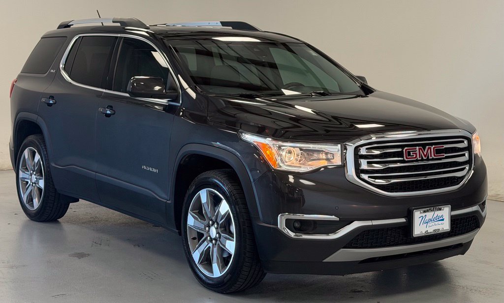 Used 2017 GMC Acadia SLT w/ LPO, Floor Liner Package FWD image 6