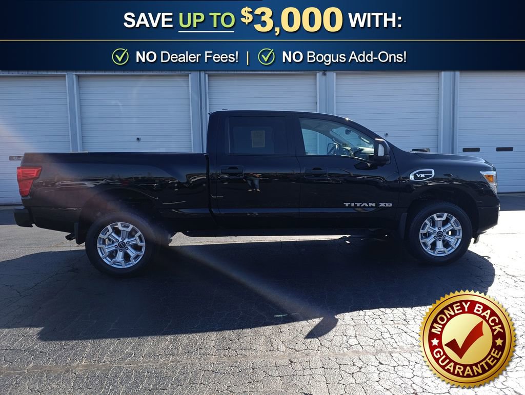 Used 2024 Nissan Titan SV w/ SV Convenience Package image 8