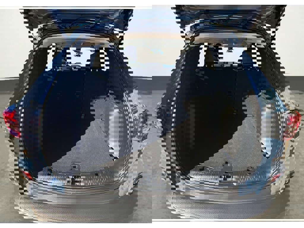 Used 2025 Ford Escape Platinum image 18