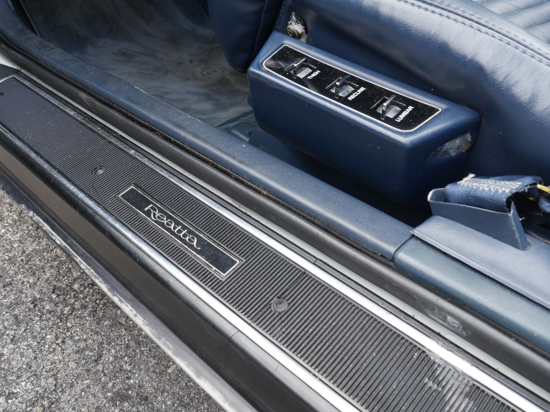 Used 1990 Buick Reatta Convertible image 66