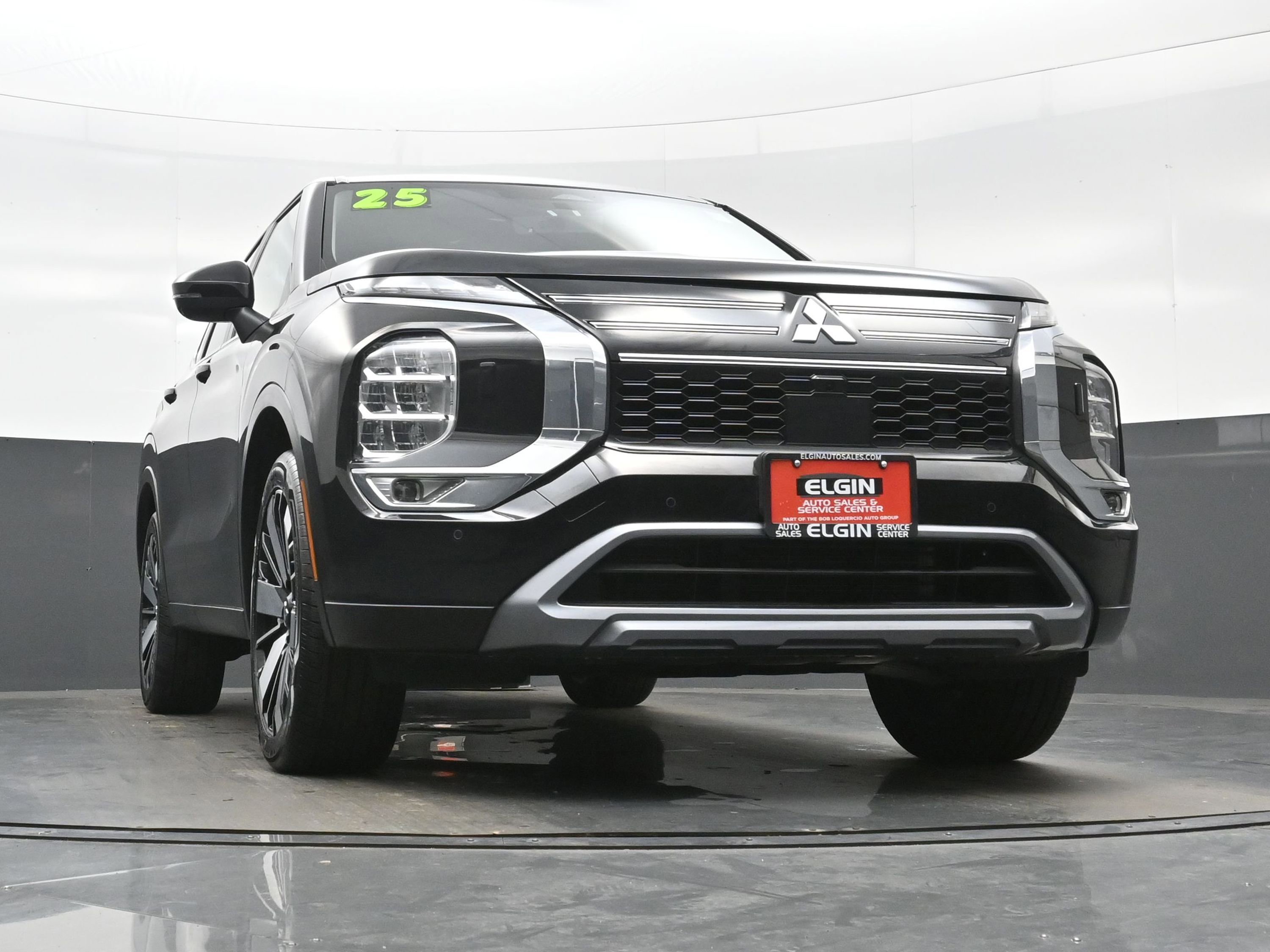 Used 2025 Mitsubishi Outlander SE AWD/4WD image 34
