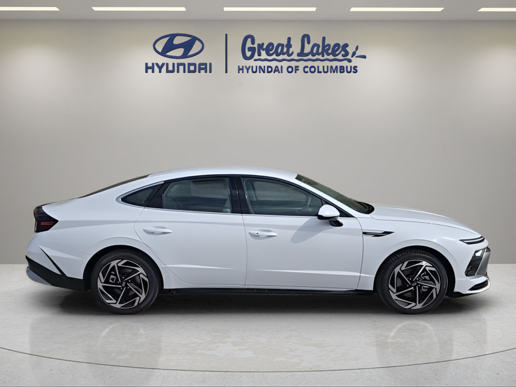 New 2026 Hyundai Sonata SEL FWD image 6