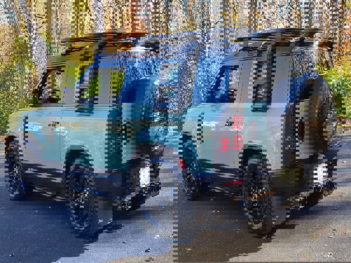 Used 2023 Land Rover Defender 110 75th Limited Edition image 5