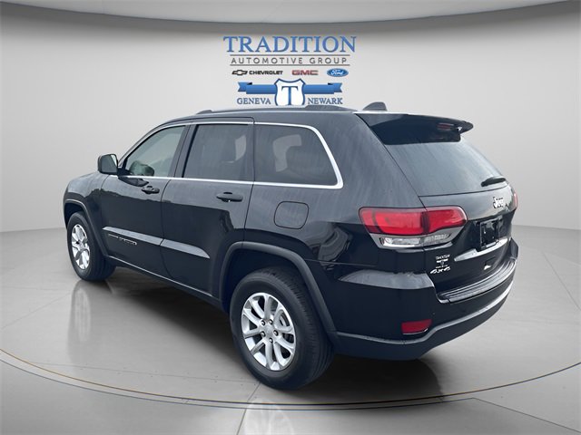 Used 2021 Jeep Grand Cherokee Laredo X image 3