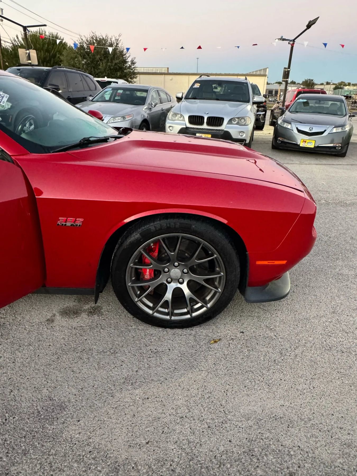 Used 2015 Dodge Challenger SRT w/ Technology Group image 31