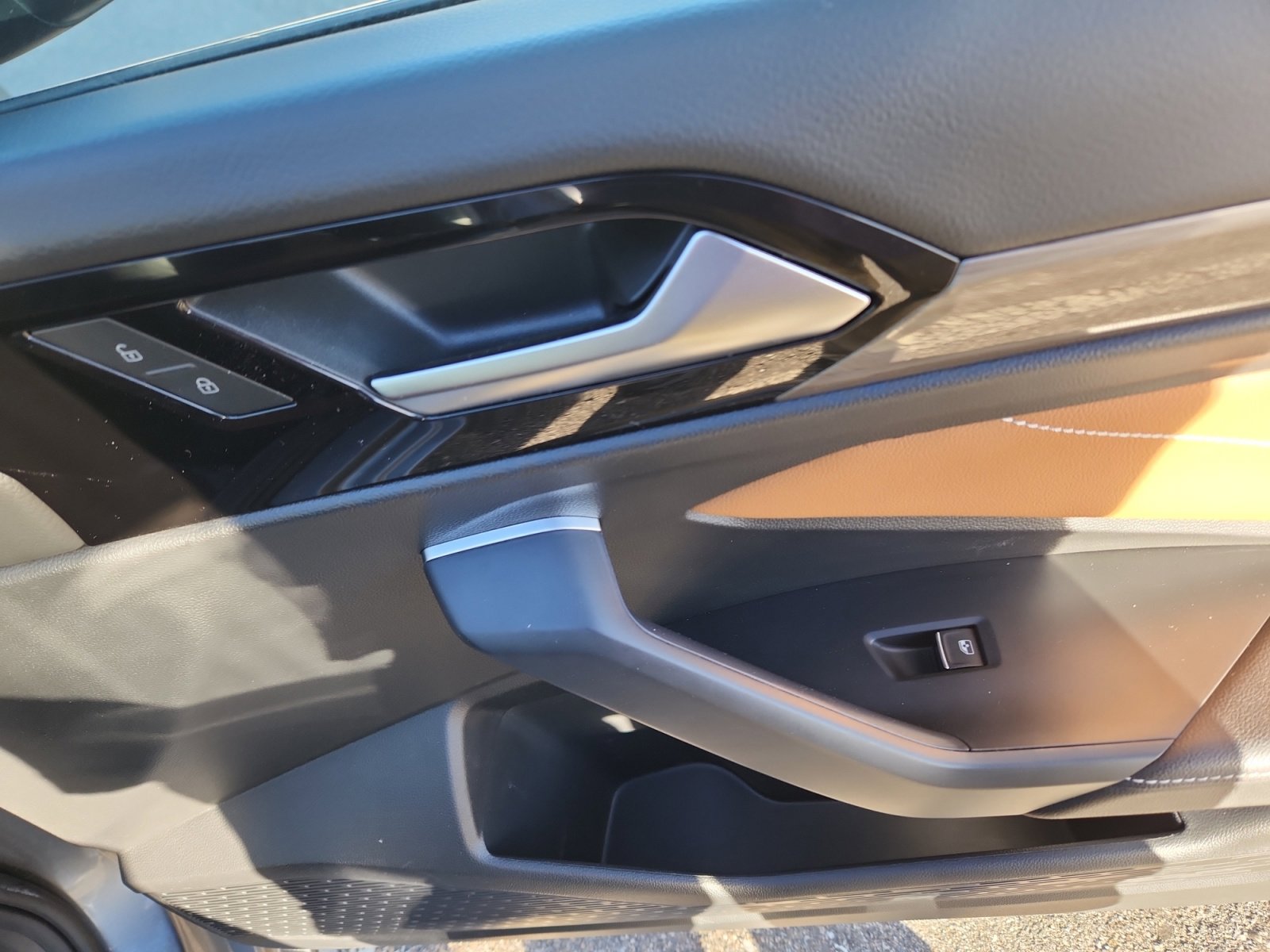 Used 2022 Volkswagen Jetta SEL image 17