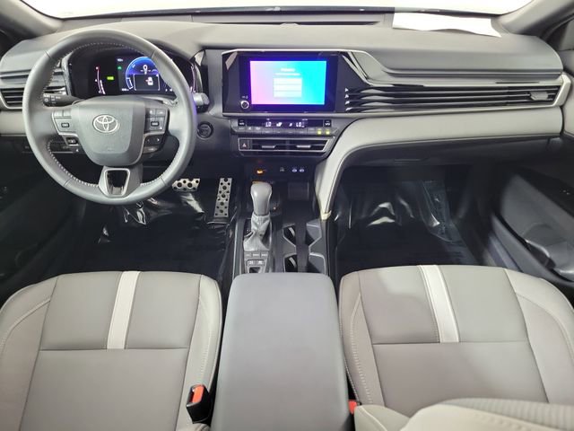 Used 2025 Toyota Camry SE FWD image 16