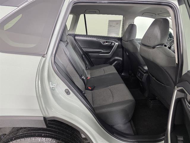 Used 2023 Toyota RAV4 XLE image 16