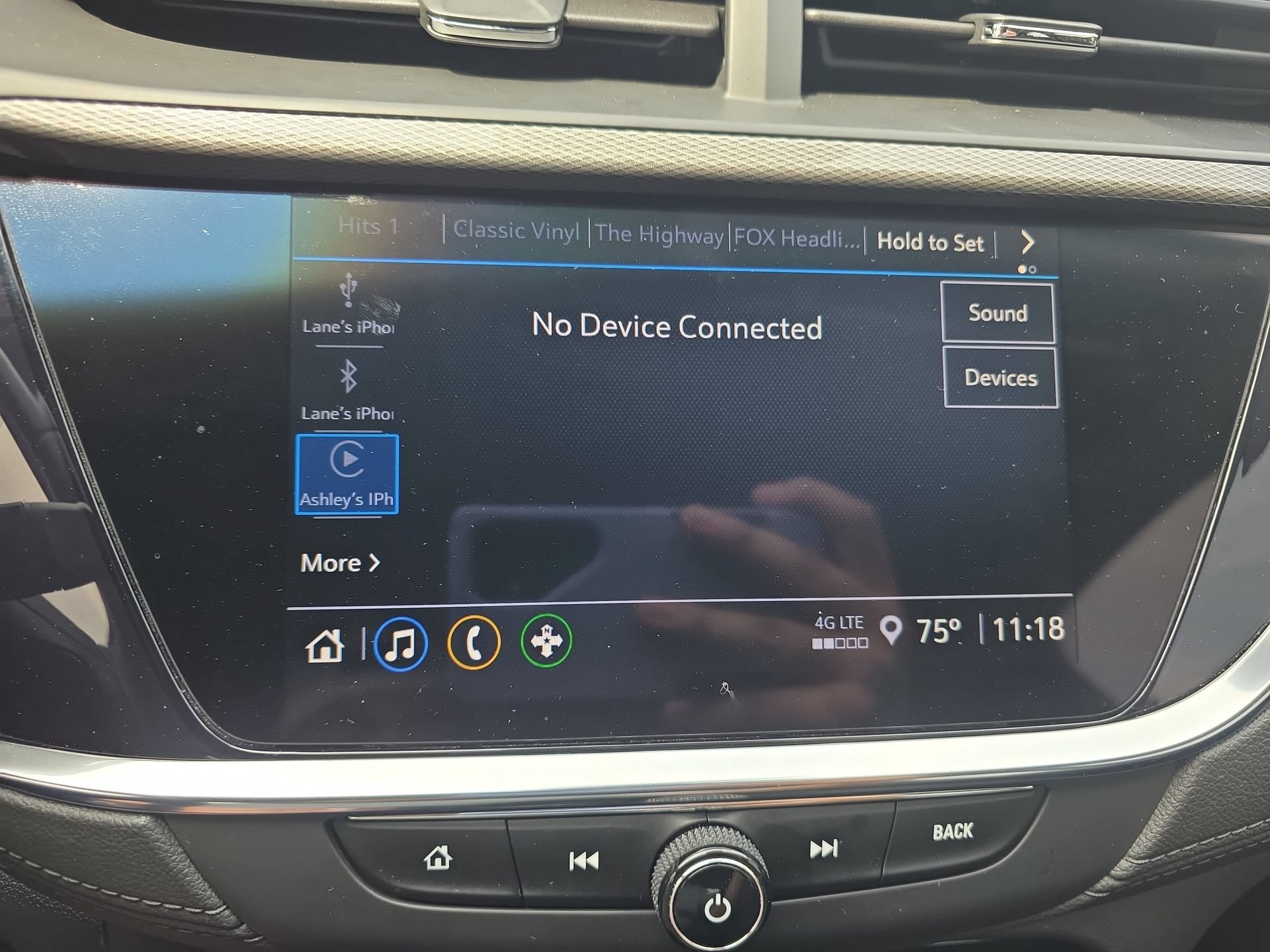 Used 2023 Buick Encore GX Preferred w/ Cold Weather Comfort Package FWD image 21