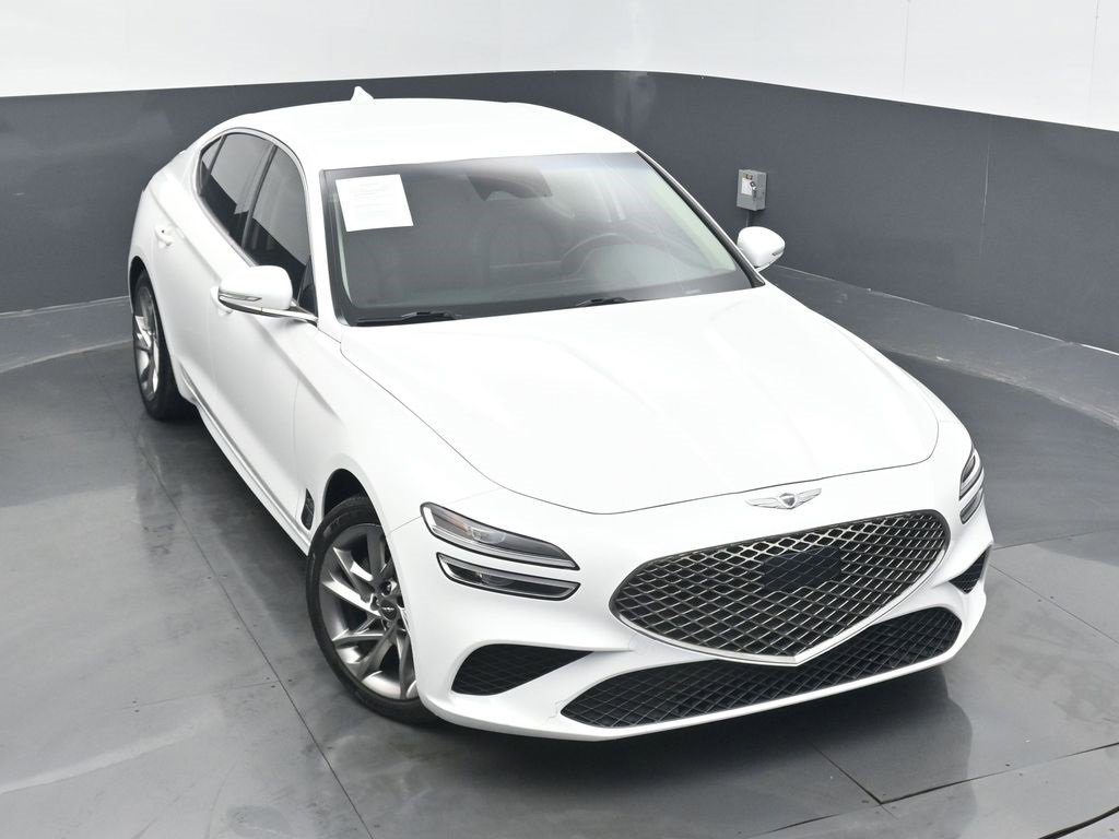 Used 2022 Genesis G70 2.0T image 39