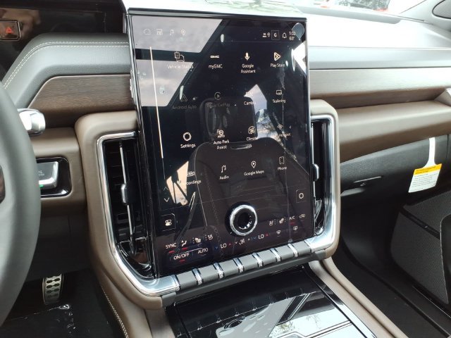 New 2027 GMC Yukon XL Denali Ultimate AWD/4WD image 33