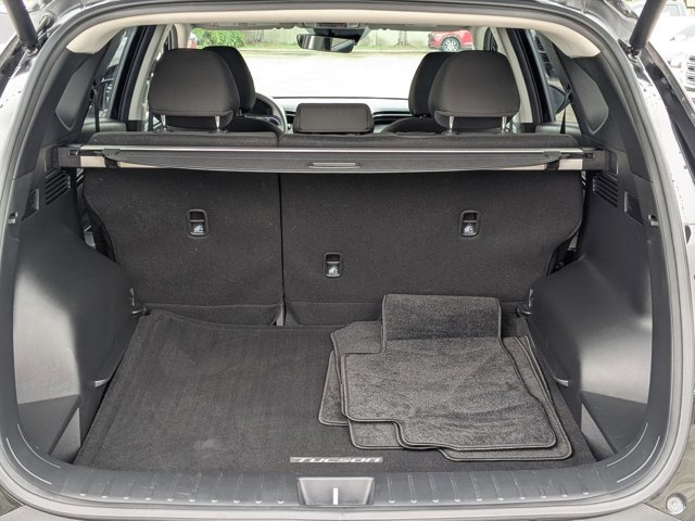 Used 2023 Hyundai Tucson Blue image 6