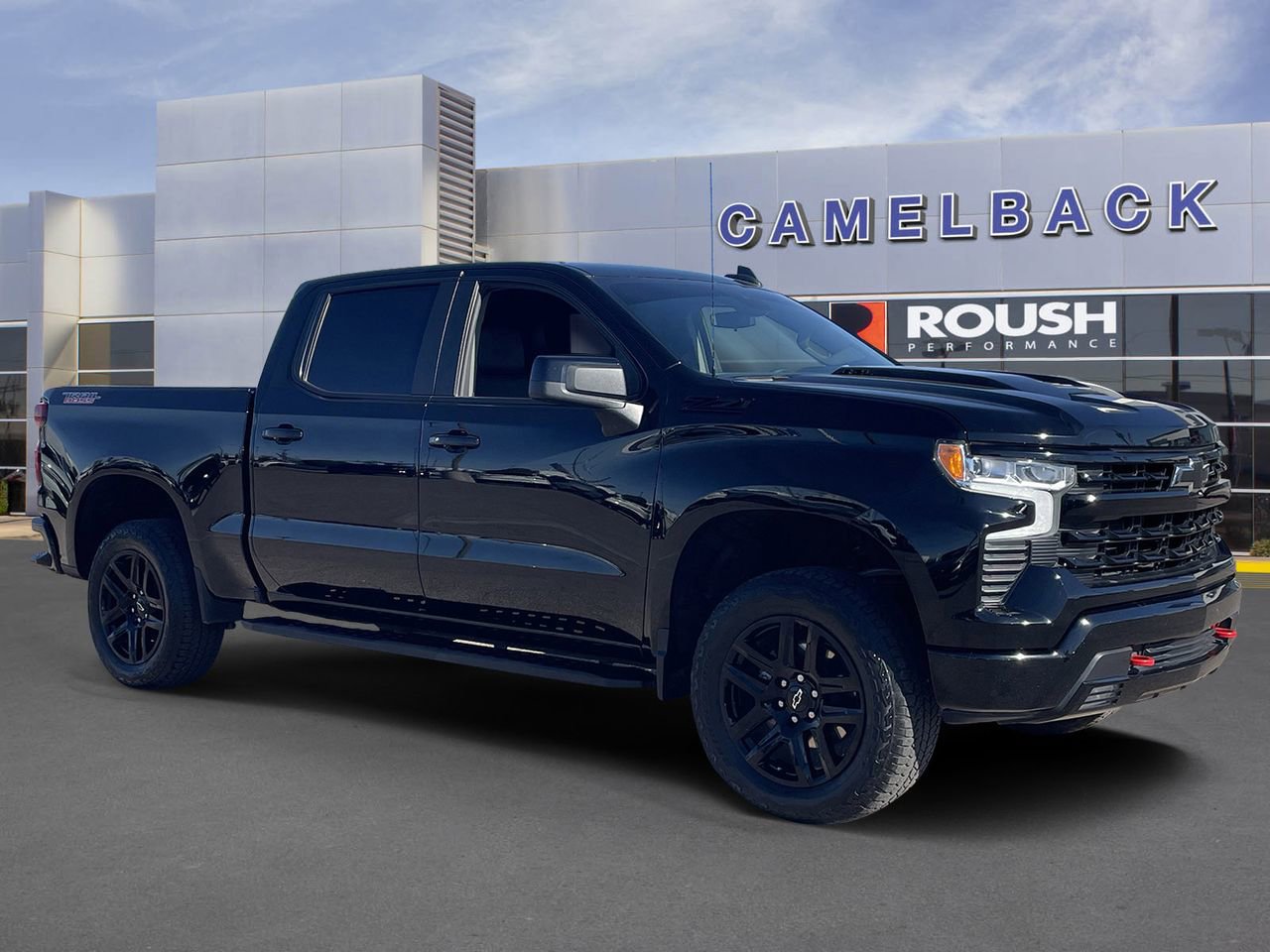 Used 2024 Chevrolet Silverado 1500 LT Trail Boss w/ Convenience Package II image 8