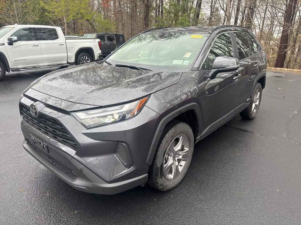 Used 2025 Toyota RAV4 XLE image 13