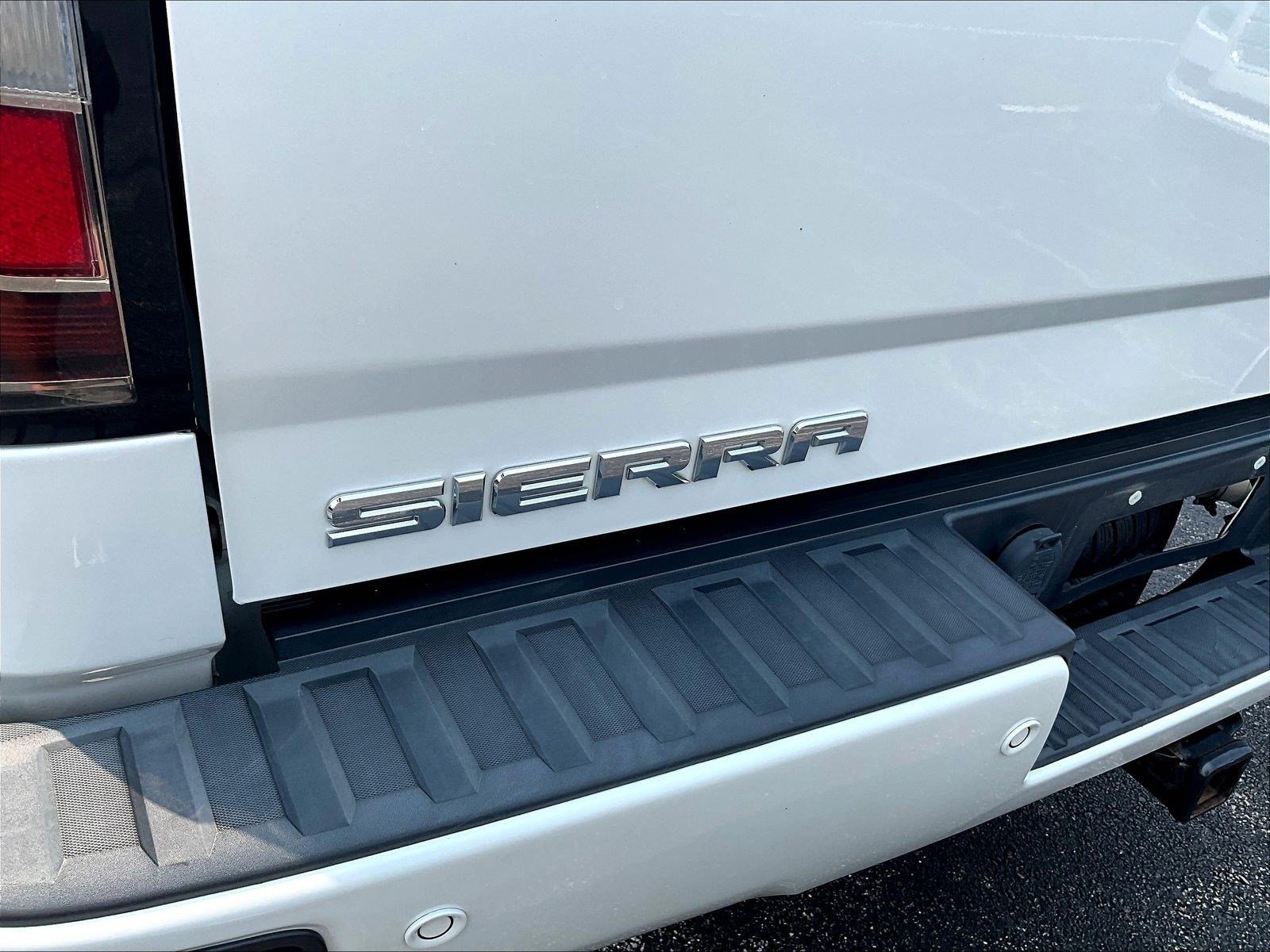 Used 2018 GMC Sierra 1500 Denali w/ Denali Ultimate Package AWD/4WD image 25