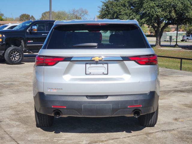 Used 2022 Chevrolet Traverse LS image 6