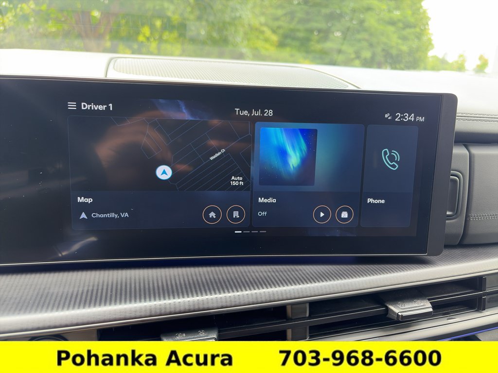 Used 2024 Hyundai Santa Fe Calligraphy AWD/4WD image 16