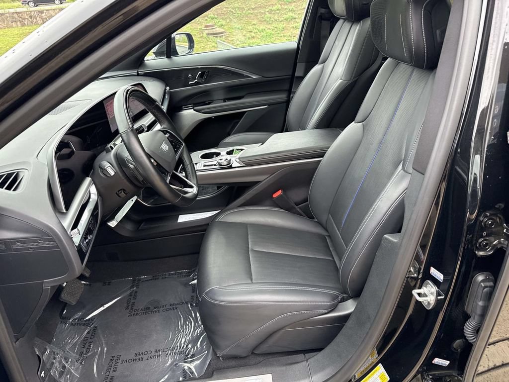 Certified 2024 Cadillac Lyriq Sport AWD/4WD image 6