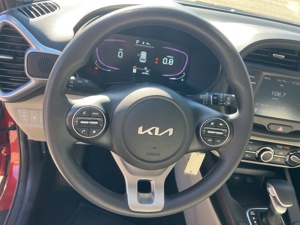 Used 2023 Kia Soul LX w/ LX Technology Package image 13