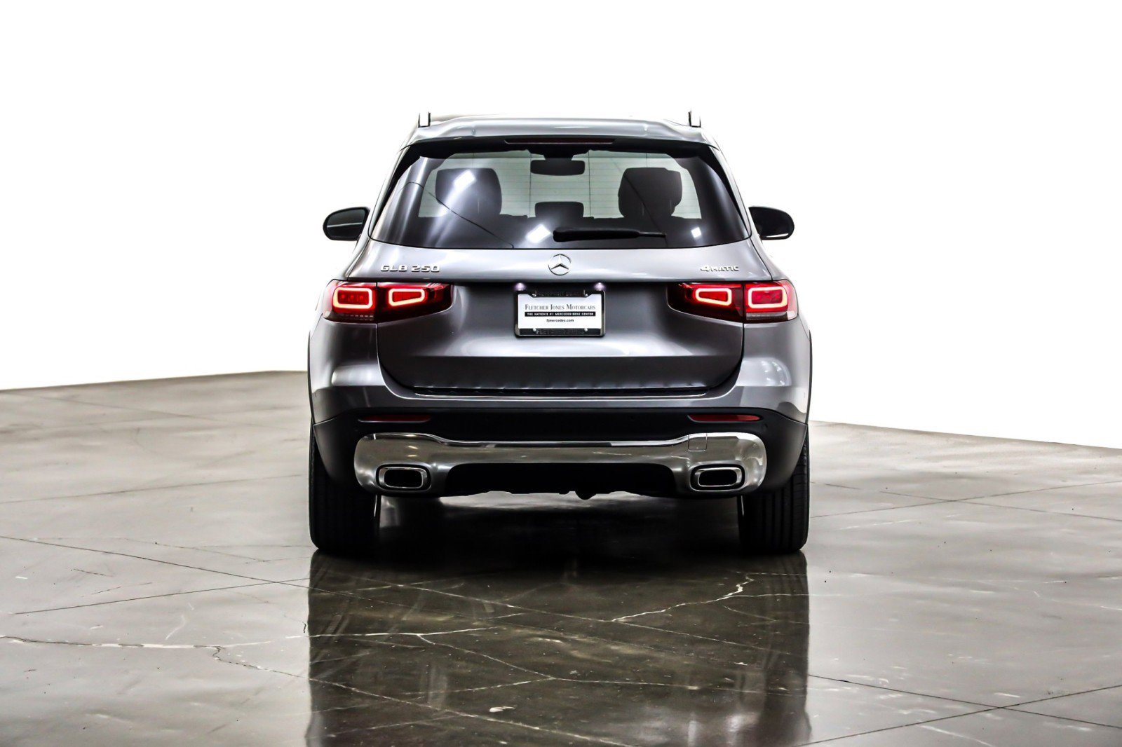 Used 2022 Mercedes-Benz GLB 250 4MATIC image 4