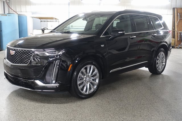 Used 2024 Cadillac XT6 Premium Luxury w/ LPO, Floor Liner Package image 3
