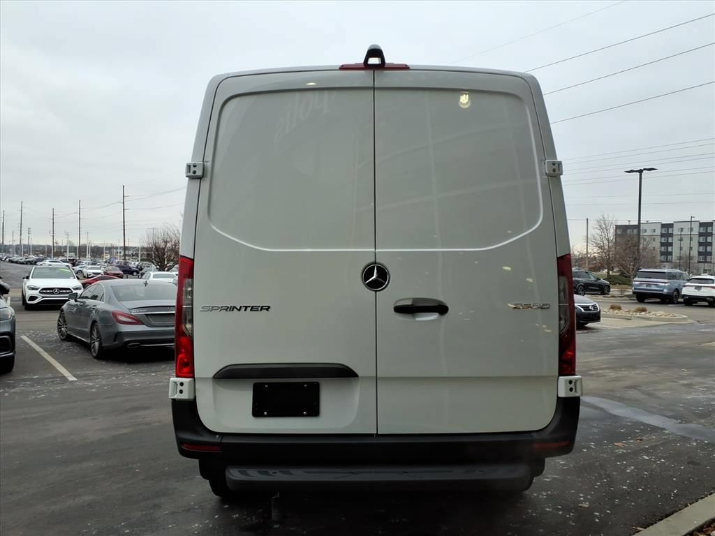 Used 2026 Mercedes-Benz Sprinter 2500 image 5