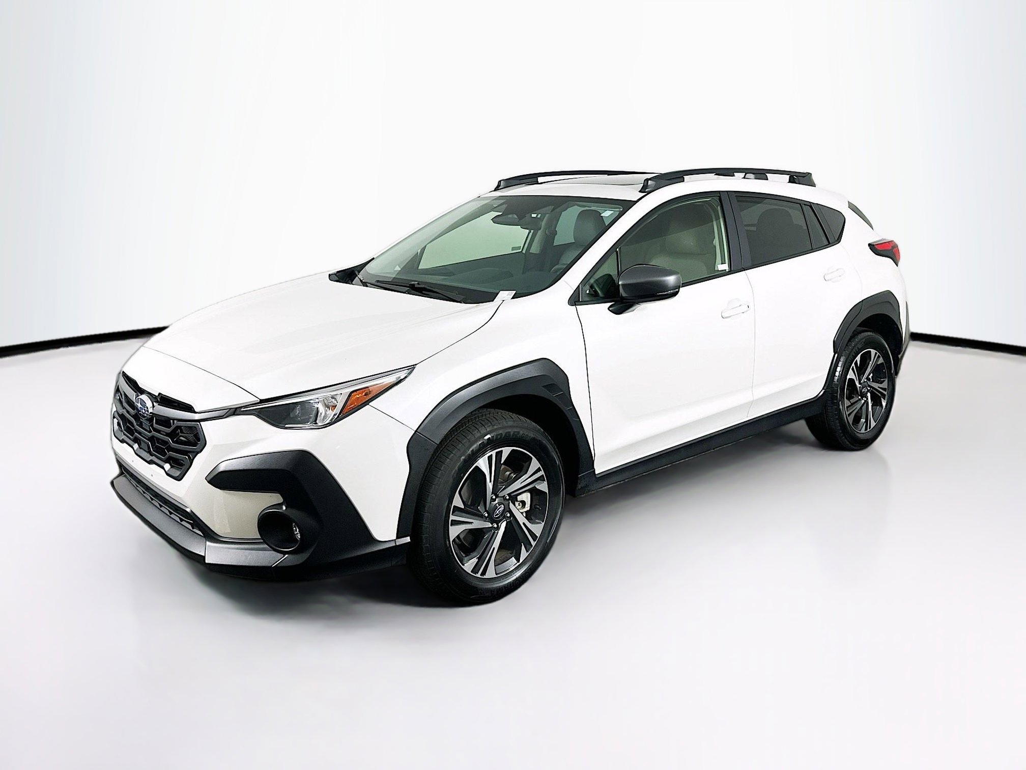 Used 2024 Subaru Crosstrek 2.0i Premium image 3
