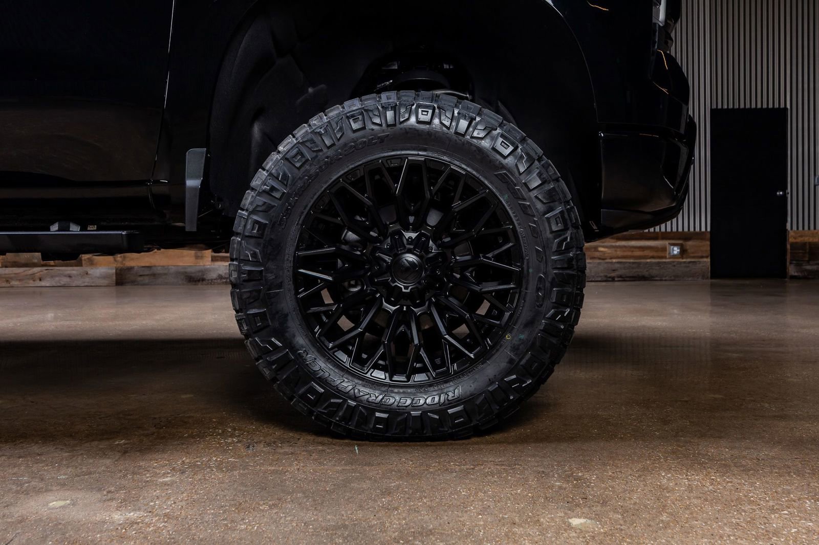 Used 2026 Chevrolet Silverado 1500 LT Trail Boss w/ LT Trail Boss Premium Package AWD/4WD image 12