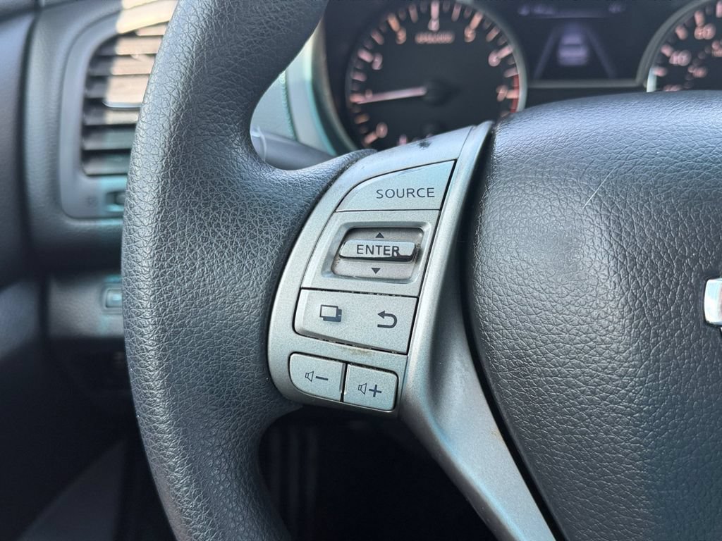 Used 2013 Nissan Altima 2.5 S FWD image 20