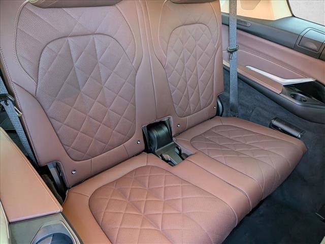 Certified 2023 BMW X7 xDrive40i w/ Premium Package image 21