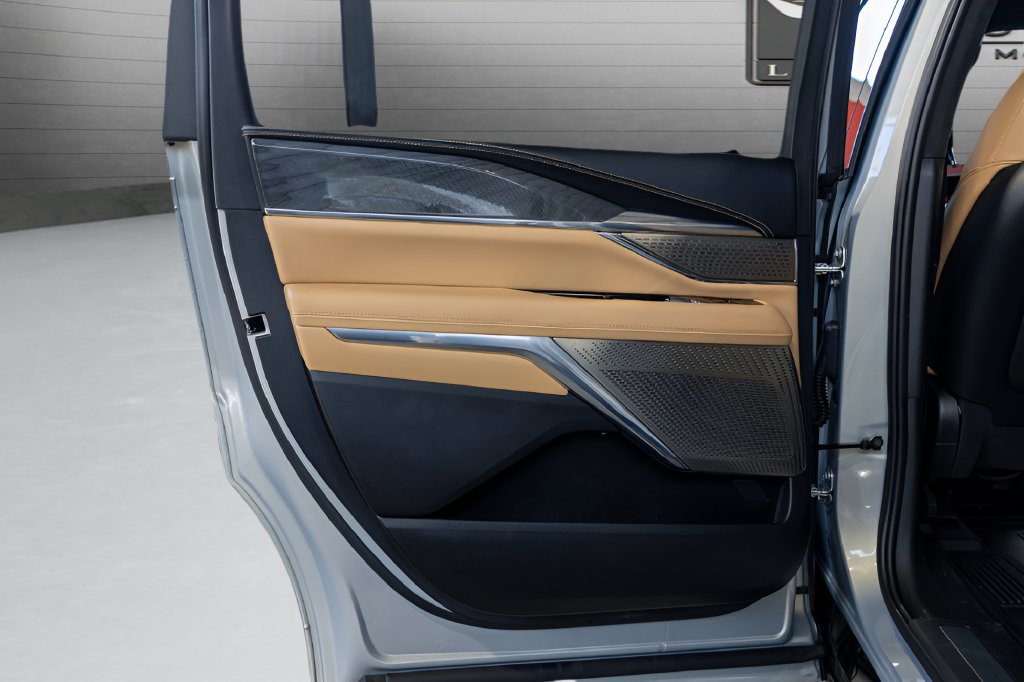 Used 2025 Cadillac Escalade IQ Sport 2 AWD/4WD image 45