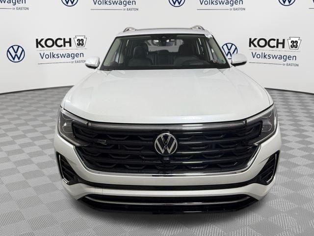 New 2026 Volkswagen Atlas SEL Premium R-Line AWD/4WD image 2