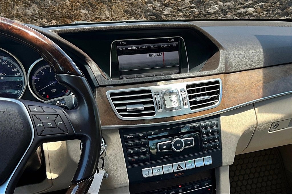 Used 2014 Mercedes-Benz E 350 4MATIC Sedan w/ Premium 1 Package image 6