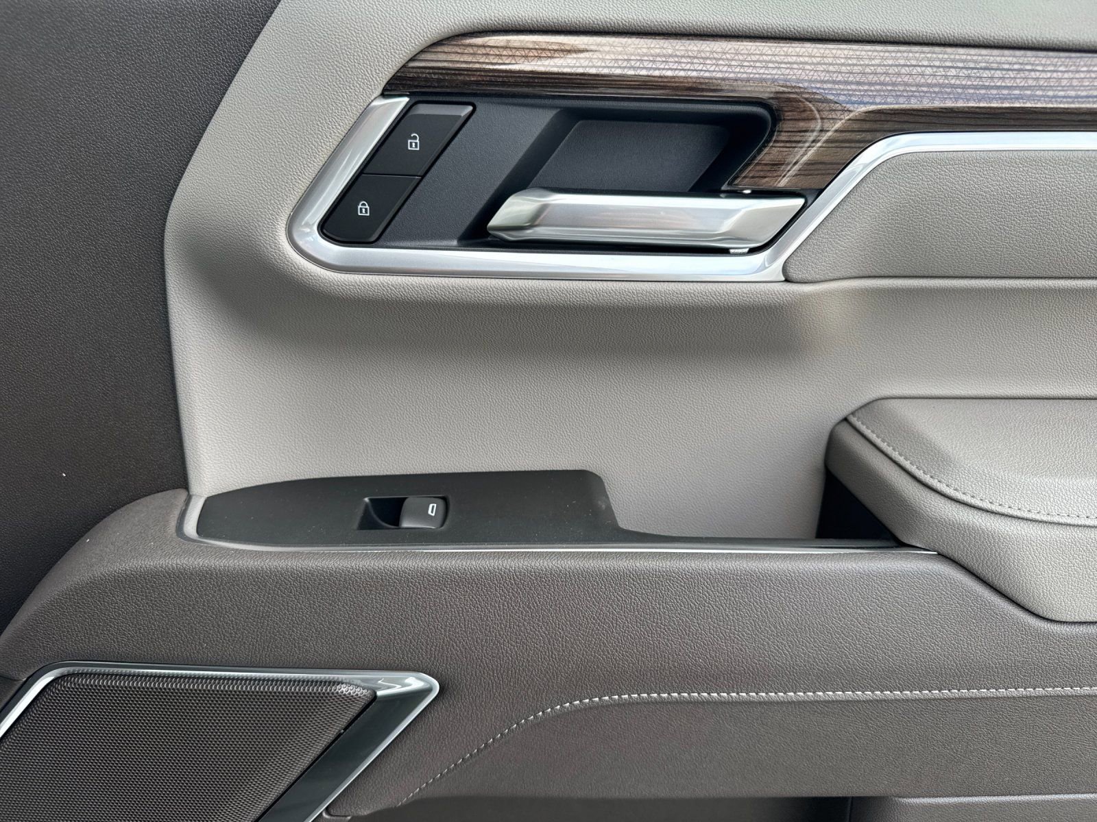 New 2026 Chevrolet Silverado 1500 LT w/ Safety Package image 18