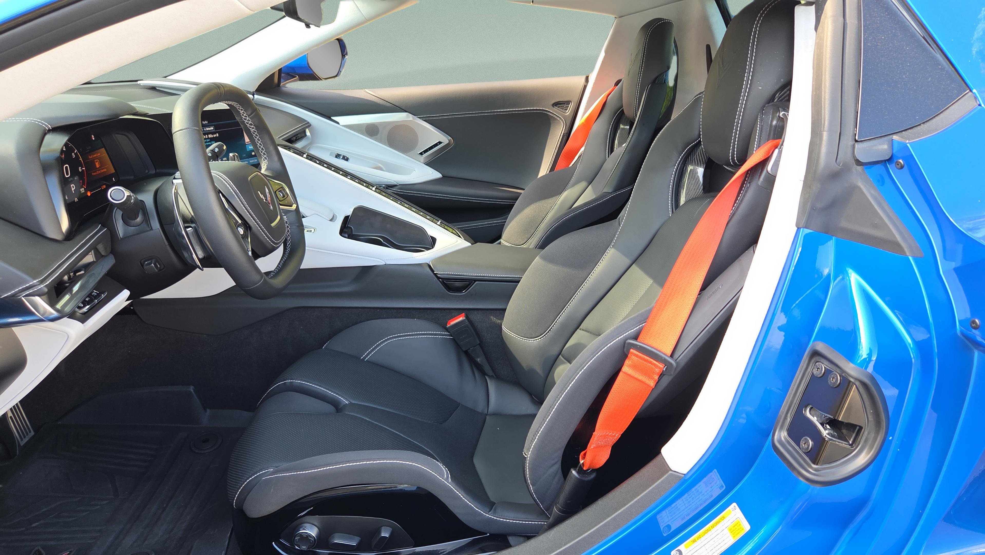 Used 2024 Chevrolet Corvette Stingray Premium Conv RWD image 10