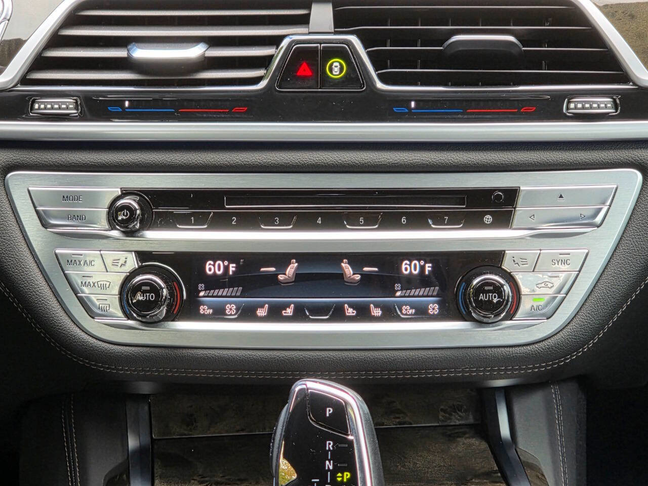 Used 2019 BMW 750i xDrive w/ Executive Package image 39