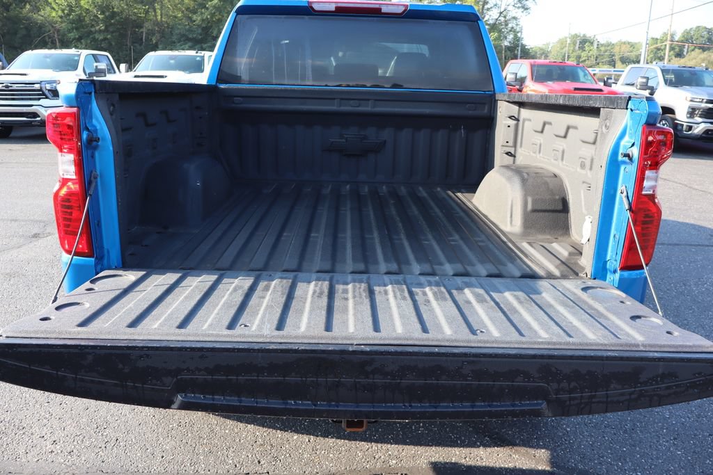 Used 2023 Chevrolet Silverado 1500 Custom Trail Boss AWD/4WD image 21