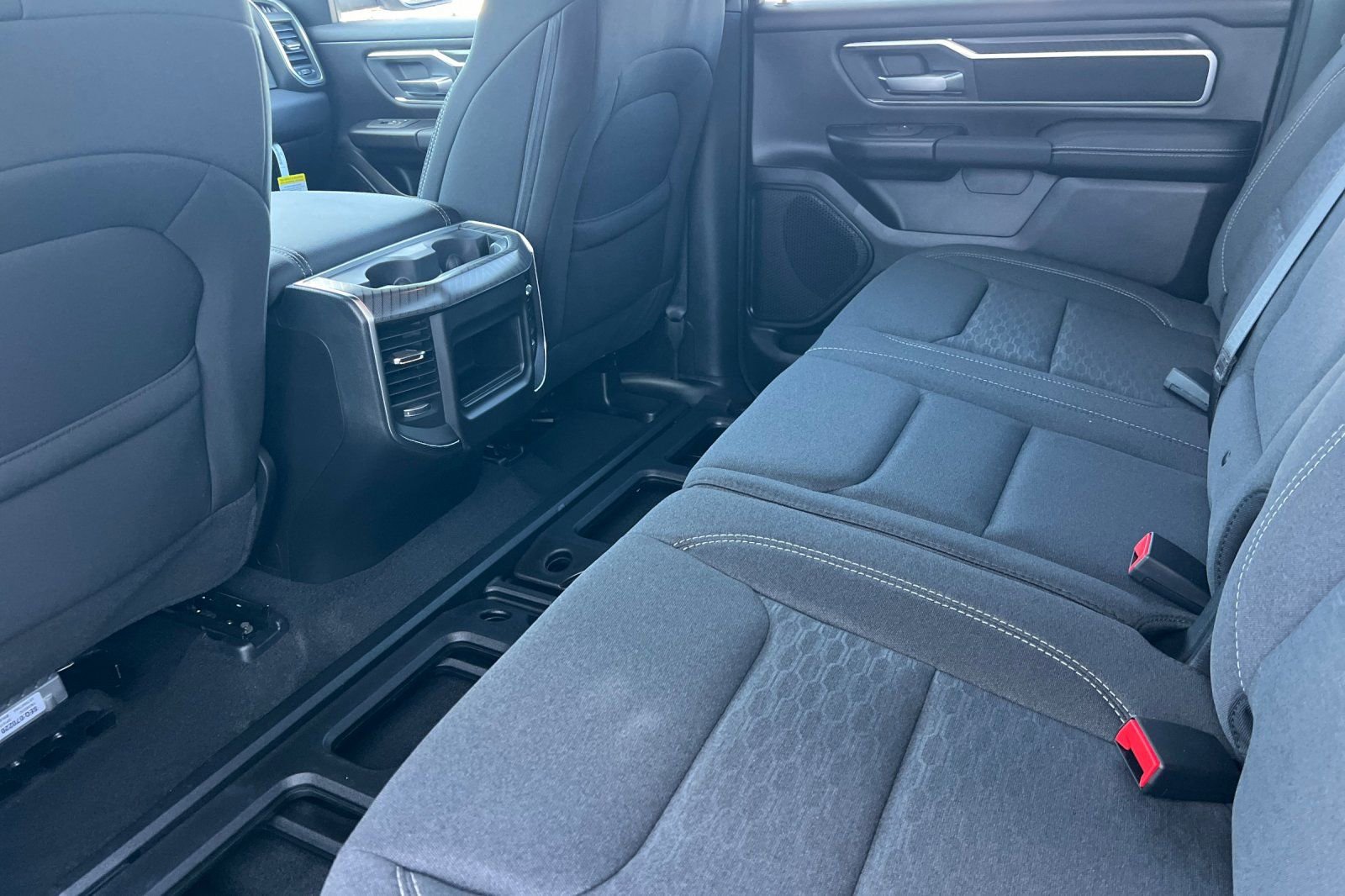 New 2026 RAM 1500 4x4 Crew Cab image 11